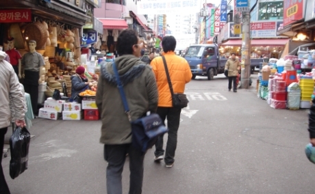 ������Ծ�